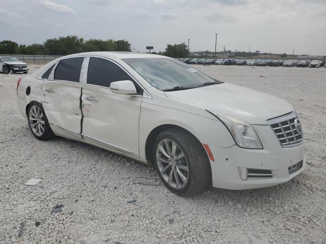 2G61U5S36D9100132 - 2013 CADILLAC XTS PLATINUM WHITE photo 4