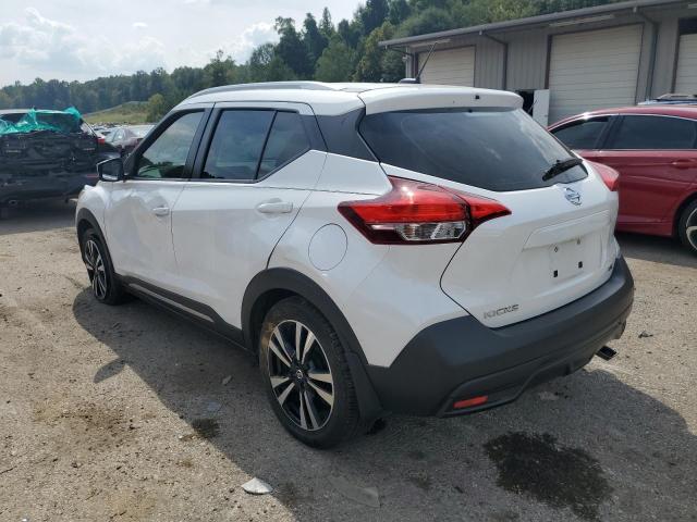 3N1CP5CU4JL506913 - 2018 NISSAN KICKS S WHITE photo 2