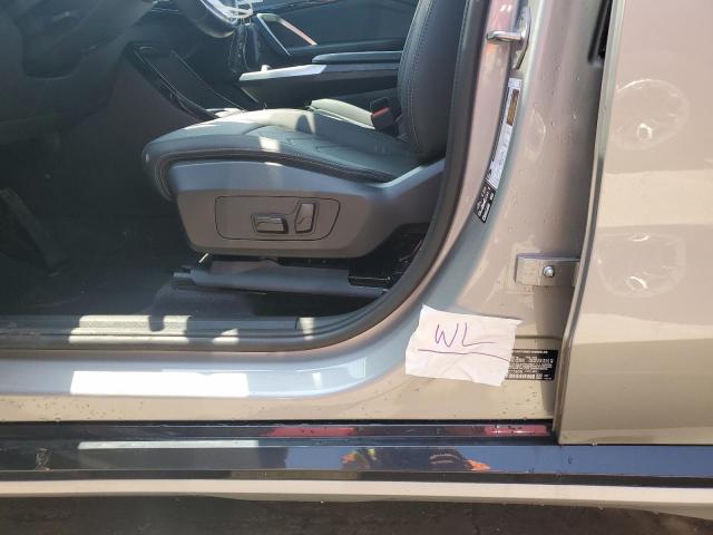 WBX73EF0XR5Z71908 - 2024 BMW X1 XDRIVE28I SILVER photo 12