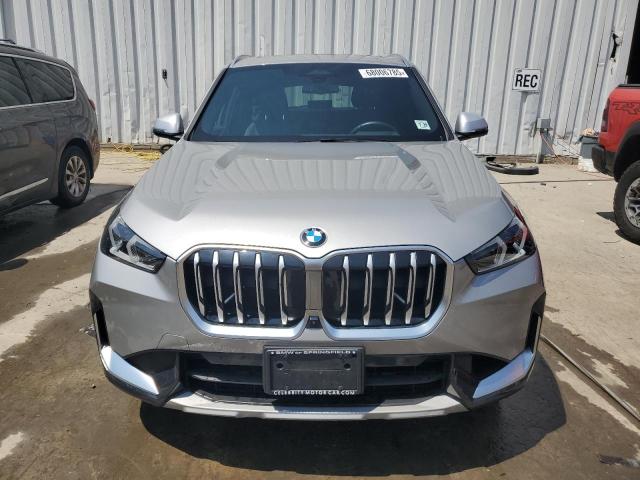 WBX73EF0XR5Z71908 - 2024 BMW X1 XDRIVE28I SILVER photo 5