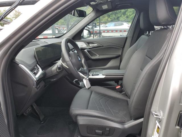 WBX73EF0XR5Z71908 - 2024 BMW X1 XDRIVE28I SILVER photo 7