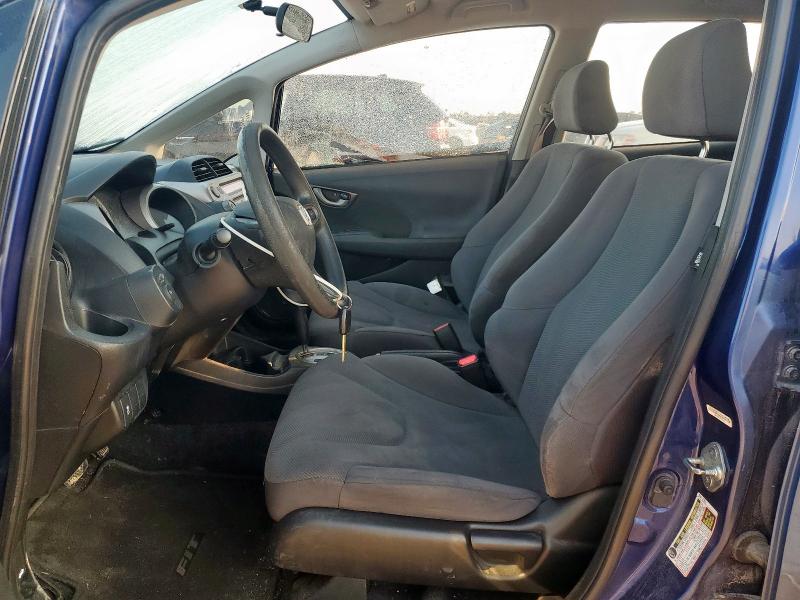 JHMGE8H36BC027961 - 2011 HONDA FIT BLUE photo 7