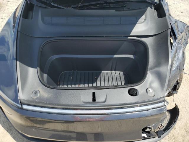 7SAYGDEE1TA388405 - 2026 TESLA MODEL Y 灰色 照片 12