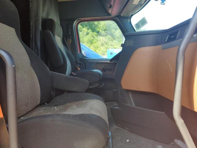 3AKJHHDR6LSLJ7625 - 2020 FREIGHTLINER CASCADIA 1 Rot Foto 5