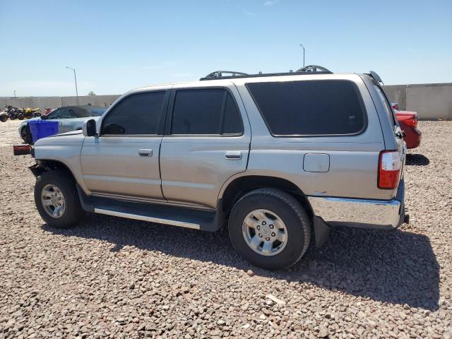 JT3GN86R520220603 - 2002 TOYOTA 4RUNNER SR5 银色 照片 2