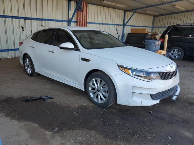 5XXGT4L39JG253594 - 2018 KIA OPTIMA LX 白色 照片 4