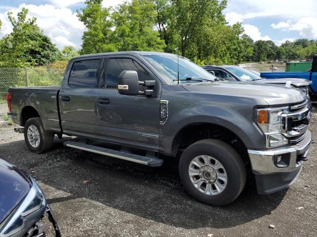 1FT8W3BTXNEF02549 - 2022 FORD F350 SUPER DUTY GRAY photo 4