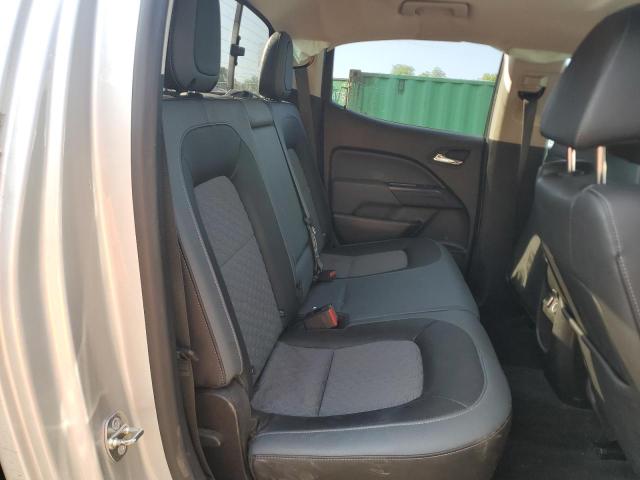 1GCGTDEN1J1170087 - 2018 CHEVROLET COLORADO Z71 SILVER photo 10