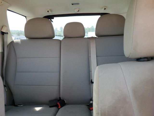 1FMCU9DG1CKB98394 - 2012 FORD ESCAPE XLT RED photo 10