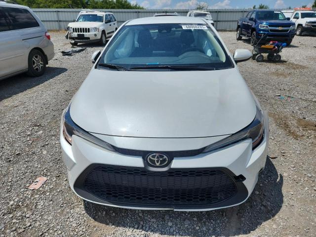 JTDEPMAE7N3027981 - 2022 TOYOTA COROLLA LE Білий фото 5