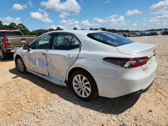 4T1C11AK2PU109980 - 2023 TOYOTA CAMRY LE WHITE photo 2