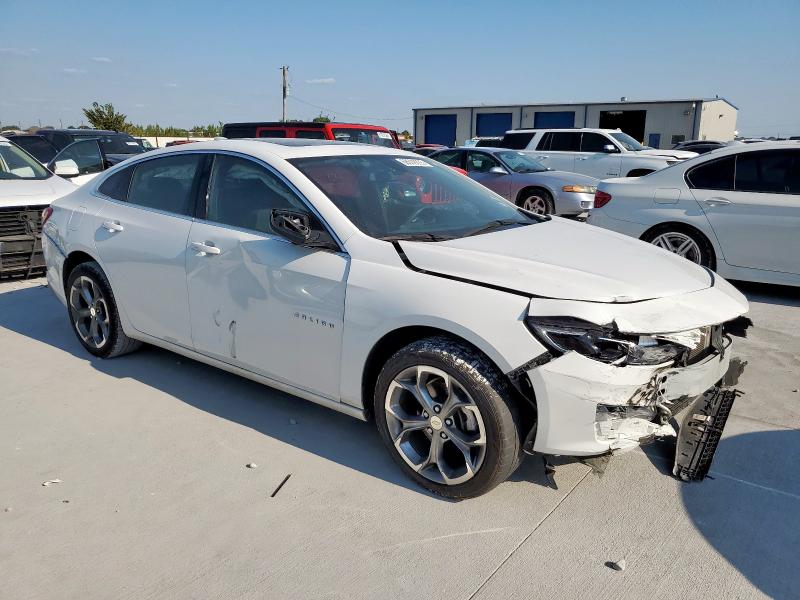 1G1ZD5ST0NF130700 - 2022 CHEVROLET MALIBU LT WHITE photo 4
