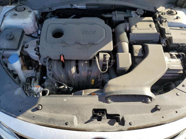 5XXGT4L36JG269459 - 2018 KIA OPTIMA LX WHITE photo 11