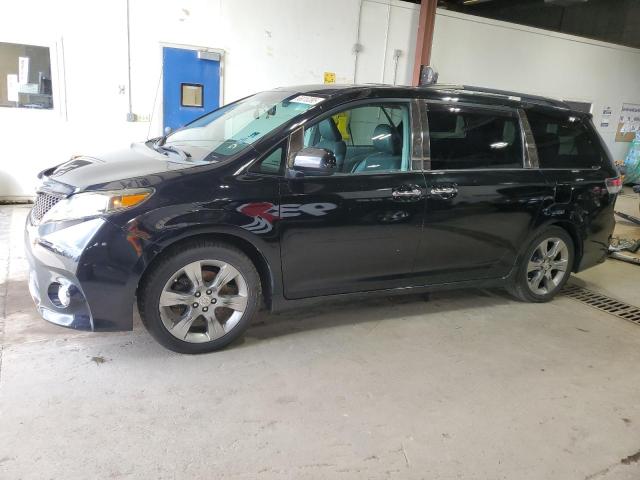 2014 TOYOTA SIENNA SPORT, null