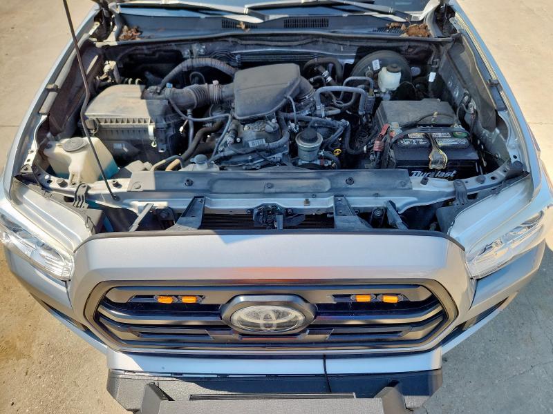 5TFAX5GNXKX138623 - 2019 TOYOTA TACOMA DOUBLE CAB Gümüş fotoğraf 11