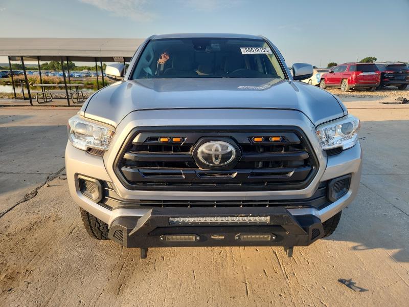 5TFAX5GNXKX138623 - 2019 TOYOTA TACOMA DOUBLE CAB Gümüş fotoğraf 5