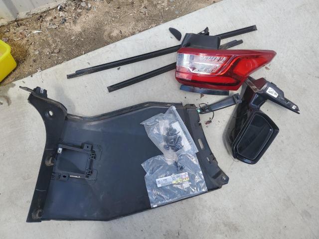 1GNERGKW6KJ313998 - 2019 CHEVROLET TRAVERSE LT BLACK photo 13