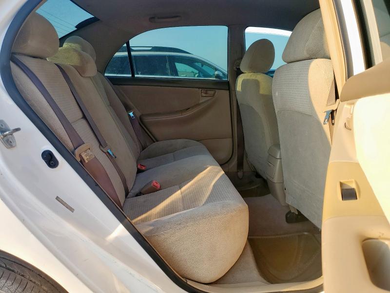 1NXBR32E28Z034465 - 2008 TOYOTA COROLLA CE WHITE photo 11