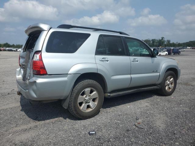 JTEBU14R260088369 - 2006 TOYOTA 4RUNNER SR5 ვერცხლისფერი ფოტო 3