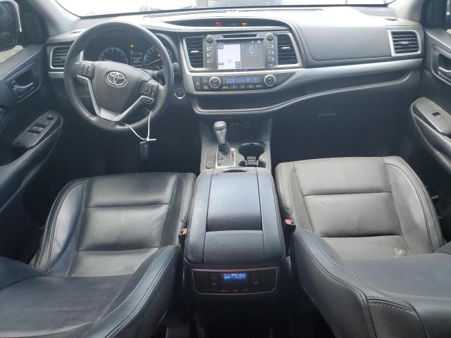 5TDJZRFH5JS544293 - 2018 TOYOTA HIGHLANDER SE Ақ фото 8