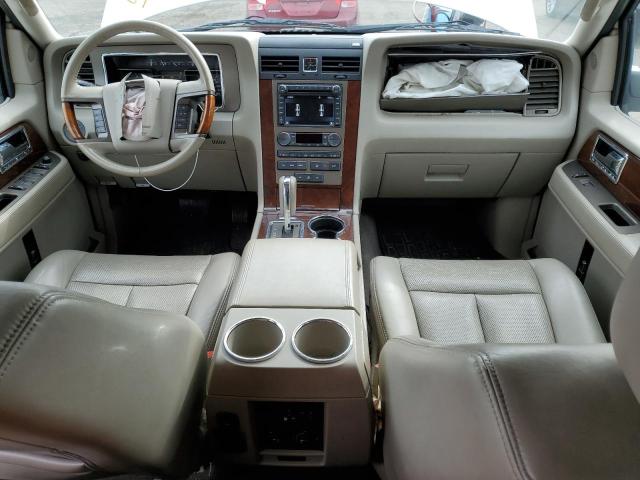 5LMJJ2J53DEL02567 - 2013 LINCOLN NAVIGATOR 白色 照片 8
