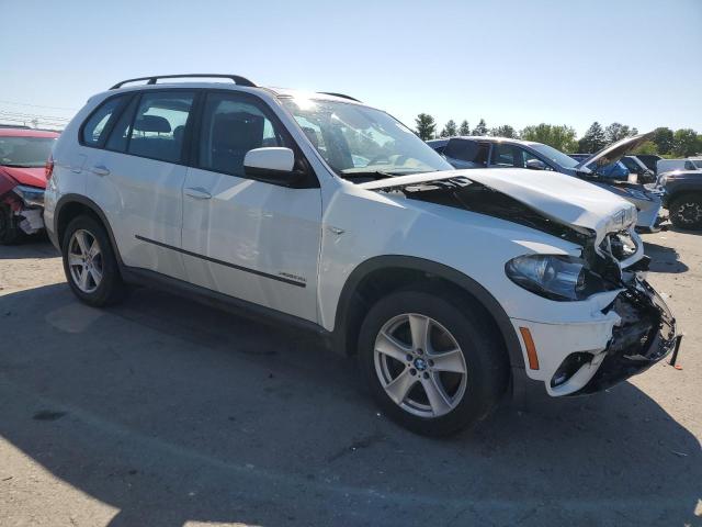 5UXZW0C54BL371160 - 2011 BMW X5 XDRIVE35D WHITE photo 4