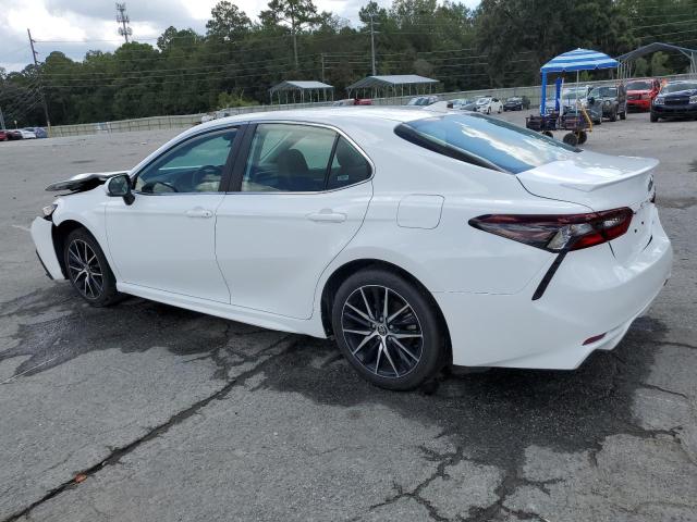4T1G11AK7PU721917 - 2023 TOYOTA CAMRY SE NIGHT SHADE WHITE photo 2