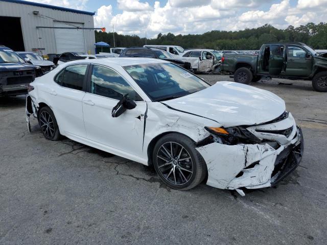 4T1G11AK7PU721917 - 2023 TOYOTA CAMRY SE NIGHT SHADE WHITE photo 4