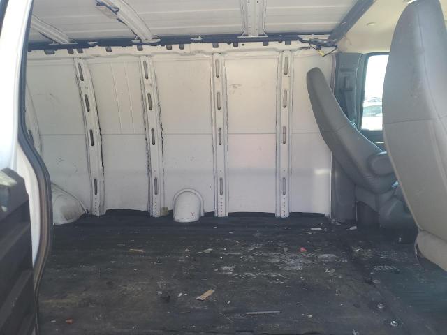 1GCZGHFGXJ1308794 - 2018 CHEVROLET EXPRESS G3 WHITE photo 11