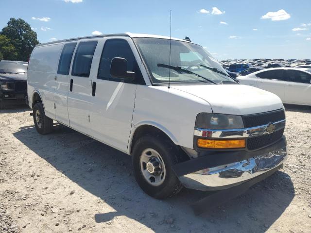1GCZGHFGXJ1308794 - 2018 CHEVROLET EXPRESS G3 WHITE photo 4