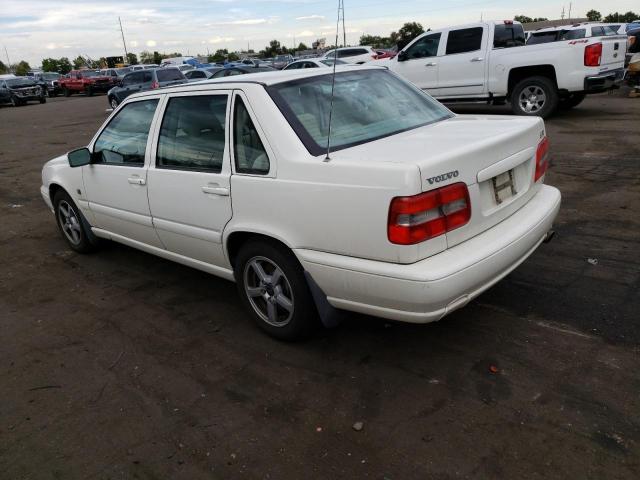 YV1LT56D1X2588768 - 1999 VOLVO S70 WHITE photo 2