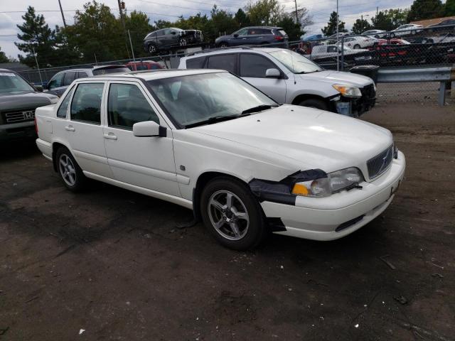 YV1LT56D1X2588768 - 1999 VOLVO S70 WHITE photo 4