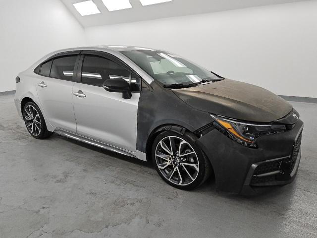 JTDS4RCE2LJ016904 - 2020 TOYOTA COROLLA SE GRAY photo 4