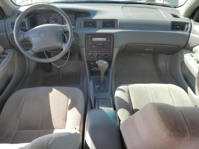 4T1BG22K21U060057 - 2001 TOYOTA CAMRY CE GOLD photo 8