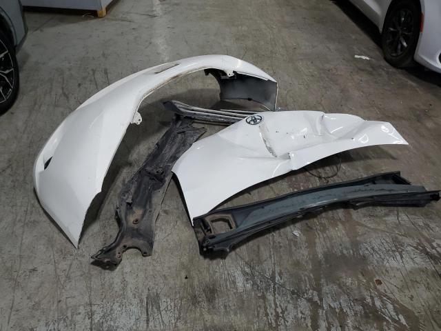 5TDKK3DC7FS622223 - 2015 TOYOTA SIENNA LE WHITE photo 13