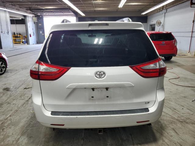 5TDKK3DC7FS622223 - 2015 TOYOTA SIENNA LE WHITE photo 6