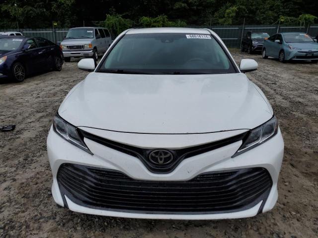 4T1C11AK3LU869913 - 2020 TOYOTA CAMRY LE WHITE photo 5