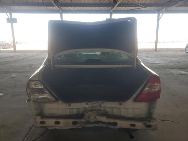 4T1BE32K12U091975 - 2002 TOYOTA CAMRY LE WHITE photo 6