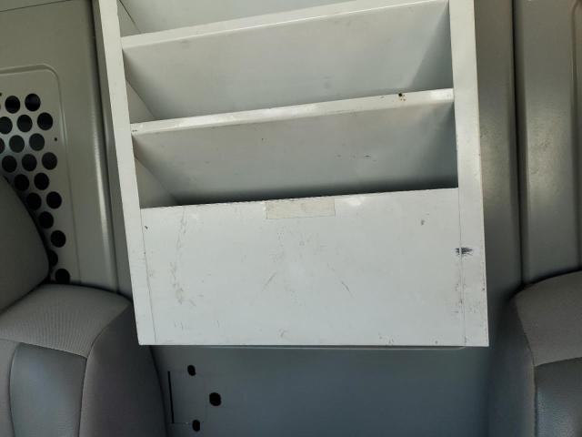 1N6AF0KY2KN801828 - 2019 NISSAN NV 2500 S 白色 照片 10