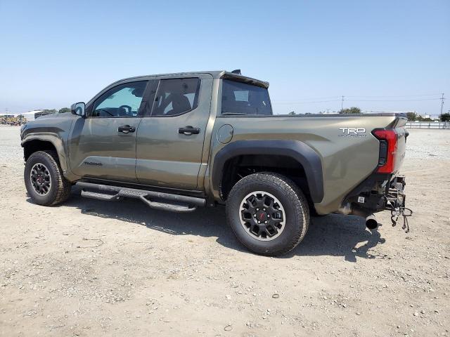 3TMLB5JNXSM095844 - 2025 TOYOTA TACOMA DOUBLE CAB GREEN photo 2