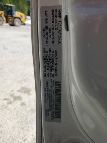 ZFBERFBBXJ6H93244 - 2018 RAM PROMASTER SLT 白色 照片 12