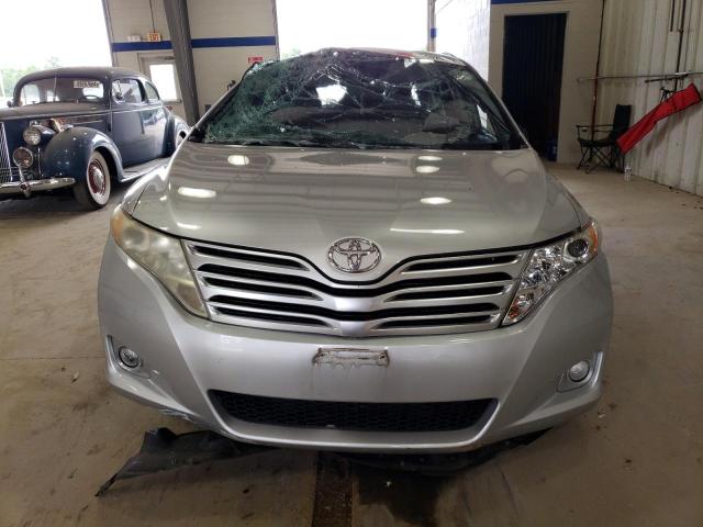 4T3ZA3BB1AU027631 - 2010 TOYOTA VENZA SILVER photo 5