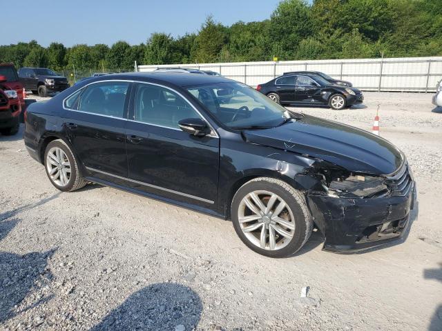 1VWGT7A31HC078432 - 2017 VOLKSWAGEN PASSAT SE BLACK photo 4