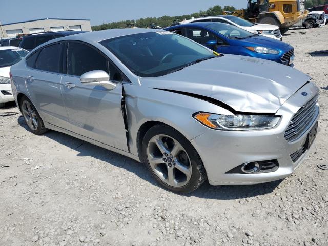 3FA6P0H79FR112561 - 2015 FORD FUSION SE SILVER photo 4