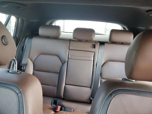 SJKCH5CR5JA049653 - 2018 INFINITI QX30 BASE BROWN photo 10