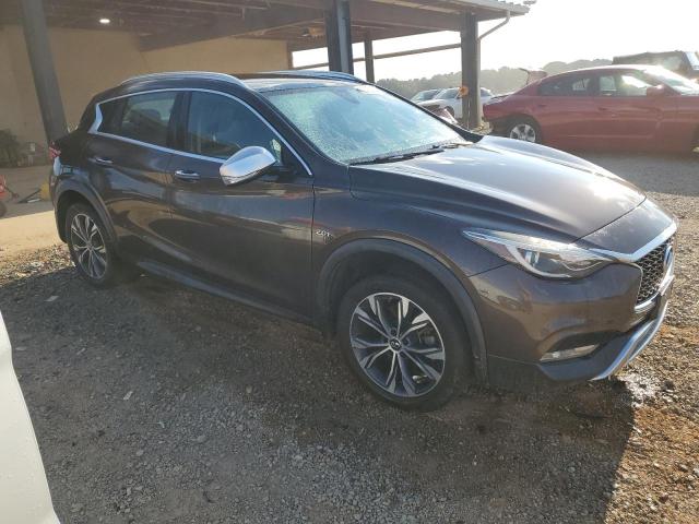 SJKCH5CR5JA049653 - 2018 INFINITI QX30 BASE BROWN photo 4