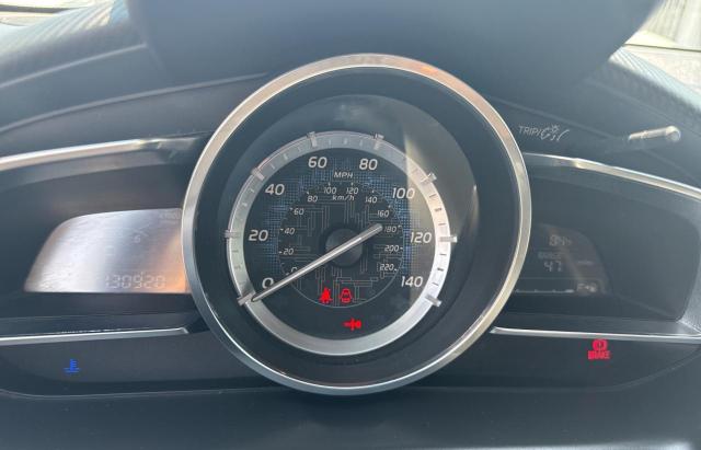 3MYDLBZV7GY134444 - 2016 TOYOTA SCION IA WHITE photo 8