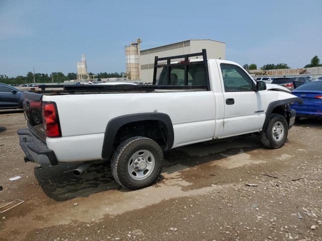 1GCHC24U86E106100 - 2006 CHEVROLET SILVERADO C2500 HEAVY DUTY WHITE photo 3