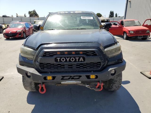 3TMDZ5BNXGM011611 - 2016 TOYOTA TACOMA DOUBLE CAB შავი ფოტო 5