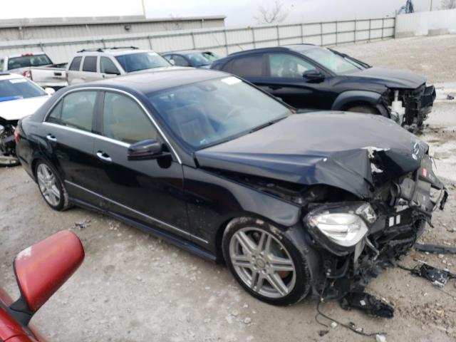 WDDHF9AB6AA131196 - 2010 MERCEDES-BENZ E 550 4MATIC BLACK photo 4